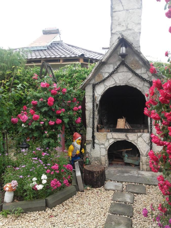 Hotel Casa Ellamy Două Mai Exteriér fotografie