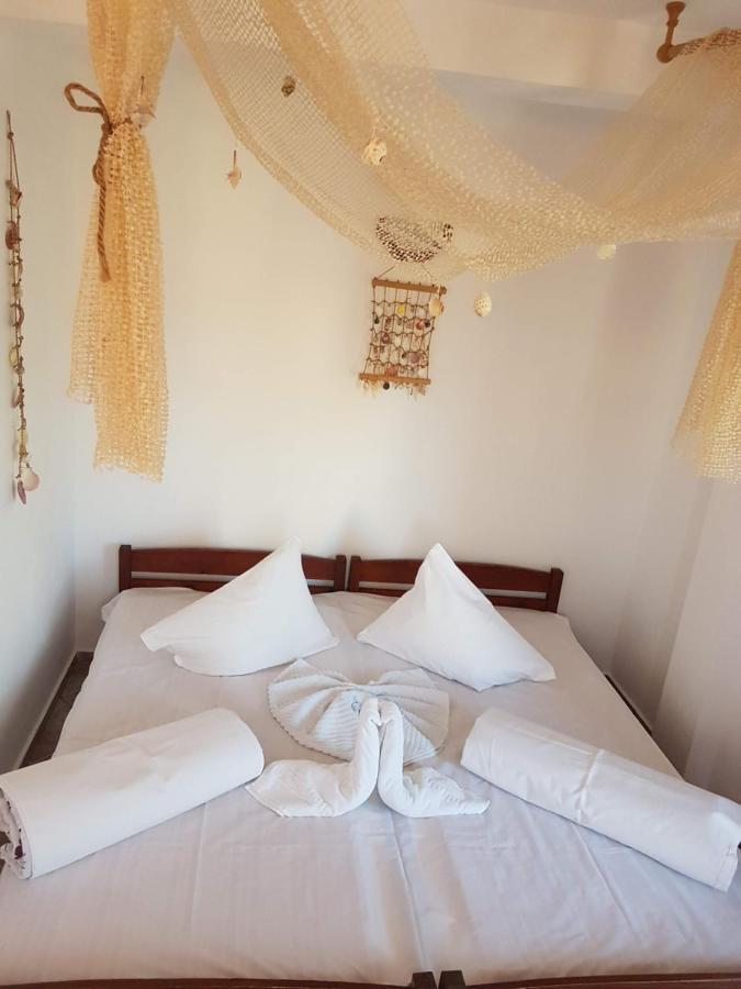 Hotel Casa Ellamy Două Mai Exteriér fotografie