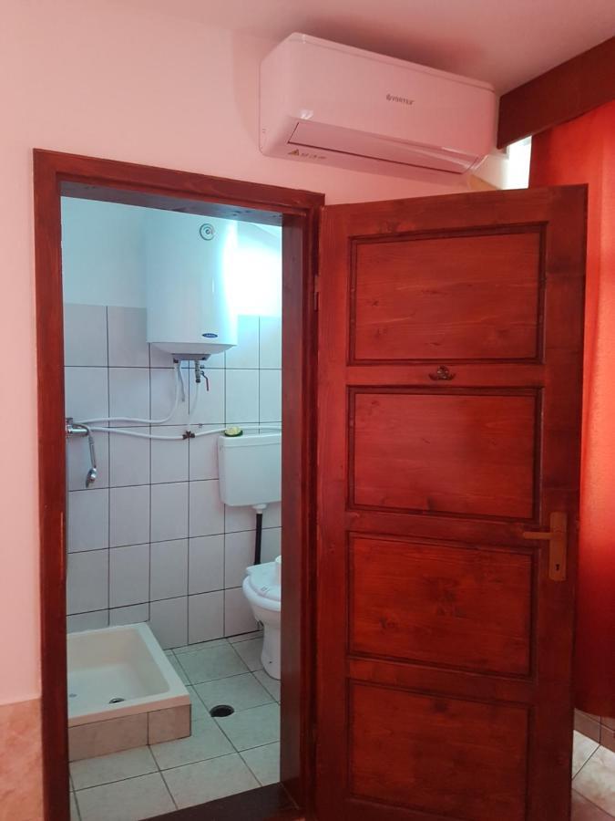 Hotel Casa Ellamy Două Mai Exteriér fotografie